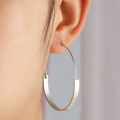 2 Pairs Elegant Big Circle Hoop Earrings Fashion Jewelry Minimalist Gold Silver Color Smooth Arc Plate Round Earrings for Women
2 Pairs Elegant Big Circle Hoop Earrings Fashion Jewelry Minimalist Gold Silver Color Smooth Arc Plate Round Earrings for Women