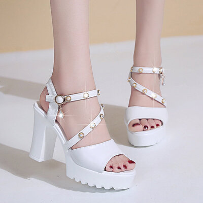 One-word buckle high-heeled sandals Women Summer Korean version fish-mouth shoe waterproofing table with thick heels
One-word buckle high-heeled sandals Women Summer Korean version fish-mouth shoe waterproofing table with thick heels