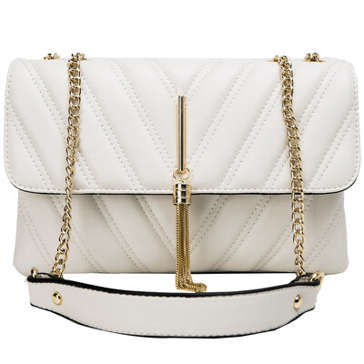 Contrast small bag female 2019 new Korean version of the ocean chain shoulder Messenger bag fashion wild texture small square bag
Contrast small bag female 2019 new Korean version of the ocean chain shoulder Messenger bag fashion wild texture small square bag