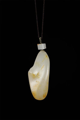 WANYANSHAOHUA Xinjiang Hetian white jade seed material pendant jewelry accessories 18386-8067
WANYANSHAOHUA Xinjiang Hetian white jade seed material pendant jewelry accessories 18386-8067