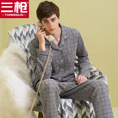 Three guns THREEGUN home clothes mens pajamas autumn&winter new warm cotton plaid lapel open thick warm mens home set mens dark gray ash
Three guns THREEGUN home clothes mens pajamas autumn&winter new warm cotton plaid lapel open thick warm mens home set mens dark gray ash