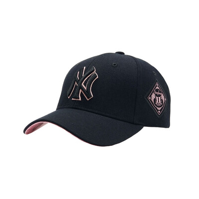 MLB Major League Baseball Yankees Yankees Baseball Cap NY Cap Male&Female Couple Visor
MLB Major League Baseball Yankees Yankees Baseball Cap NY Cap Male&Female Couple Visor