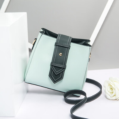 In summer the new little girl Chao Korean version of the one-shoulder bag ins overfire bag bucket bag
In summer the new little girl Chao Korean version of the one-shoulder bag ins overfire bag bucket bag