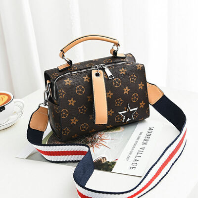 Bucket female bag kangaroo bucket female bag new kangaroo bucket female bag one generation kangaroo tide bucket female bag
Bucket female bag kangaroo bucket female bag new kangaroo bucket female bag one generation kangaroo tide bucket female bag