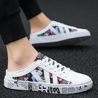 Summer shoes slippers outdoor sandals wearing Baotou personality hole mens beach sandals
Summer shoes slippers outdoor sandals wearing Baotou personality hole mens beach sandals