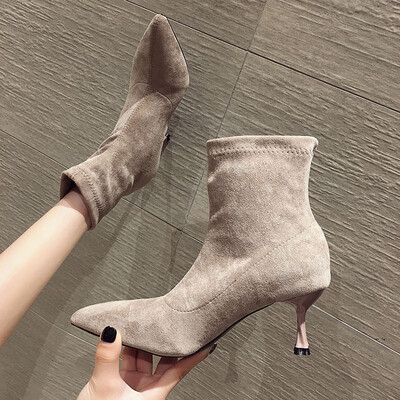 Martin Boots British Fall retro pointy fine heeled boots famous fashion high heel shoe tide
Martin Boots British Fall retro pointy fine heeled boots famous fashion high heel shoe tide
