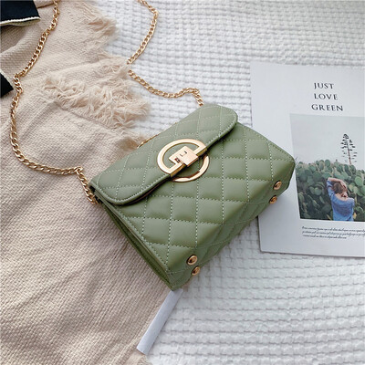 Small fragrance wind Messenger bag female 2019 new chic rhombic chain shoulder bag fashion simple wild small square bag
Small fragrance wind Messenger bag female 2019 new chic rhombic chain shoulder bag fashion simple wild small square bag