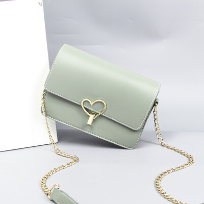 In summer the fashion of single-shoulder slanting bag with chains&chains in Korean version
In summer the fashion of single-shoulder slanting bag with chains&chains in Korean version