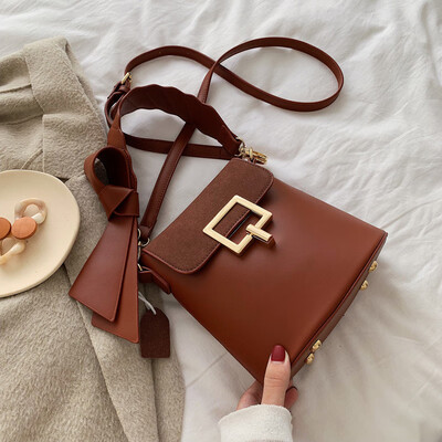 2019 autumn new Chaogang style retro feel bucket bag Korean version 100 lap shoulder slant handbag
2019 autumn new Chaogang style retro feel bucket bag Korean version 100 lap shoulder slant handbag