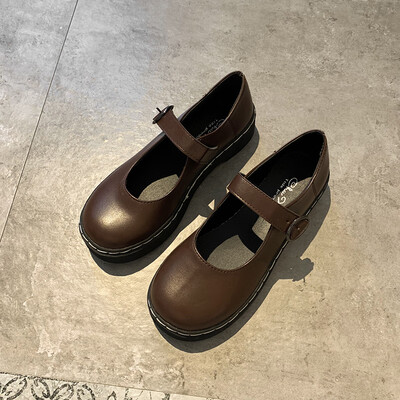 Small leather shoes female Korean version of Joker summer shallow mouth round head Japanese cute soft sister academic style black
Small leather shoes female Korean version of Joker summer shallow mouth round head Japanese cute soft sister academic style black
