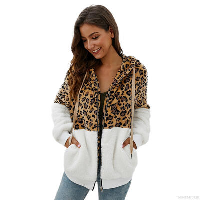 Plush Leopard Coat Loose Pocket Jacket Autumn And Winter Hooded Jacket For Women 
Plush Leopard Coat Loose Pocket Jacket Autumn And Winter Hooded Jacket For Women