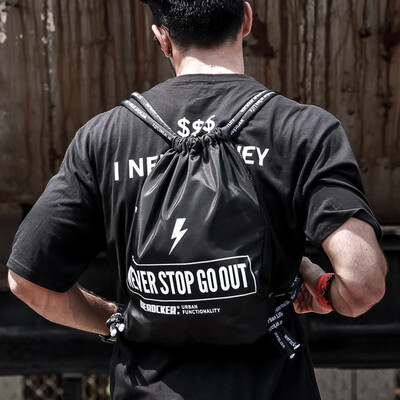 Rope extraction double shoulder bag Mens Sports Fitness Room Womens Bundle pocket simple Student backpack Outdoor training Bas
Rope extraction double shoulder bag Mens Sports Fitness Room Womens Bundle pocket simple Student backpack Outdoor training Bas