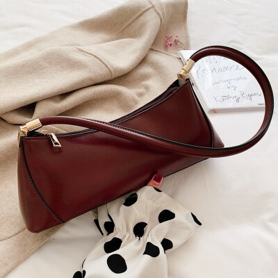 Autumn new 2019 Korean version of the new underarm small retro bag Joker hand bill of lading shoulder hand carrying womens bags
Autumn new 2019 Korean version of the new underarm small retro bag Joker hand bill of lading shoulder hand carrying womens bags