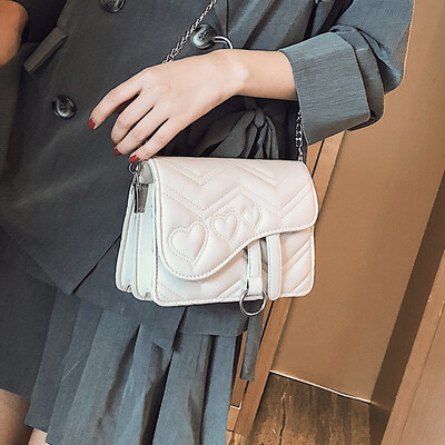 2019 new Korean fashion womens bag chain shoulder Messenger bag wild embroidery line small square bag senior sense of foreign tide 
2019 new Korean fashion womens bag chain shoulder Messenger bag wild embroidery line small square bag senior sense of foreign tide