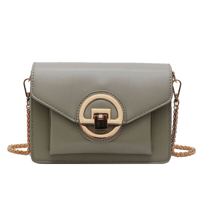 Chao Korean version of the wild Messenger bag summer patent leather personality chain bag chic shoulder bag
Chao Korean version of the wild Messenger bag summer patent leather personality chain bag chic shoulder bag