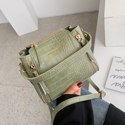 Textured handbags new Korean fashion crocodile pattern bucket bag versatile portable Messenger bag shoulder bag
Textured handbags new Korean fashion crocodile pattern bucket bag versatile portable Messenger bag shoulder bag