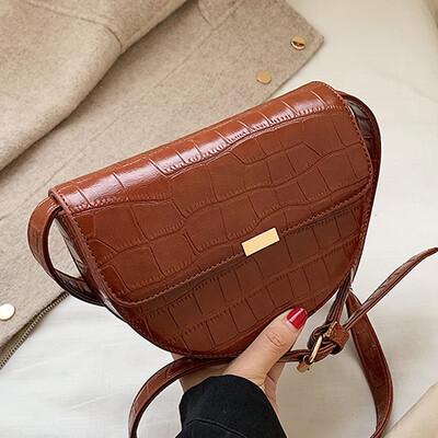 The new 2019 fashion semi-circle bag retro crocodile pattern saddle bag simple shoulder Messenger bag womens bag
The new 2019 fashion semi-circle bag retro crocodile pattern saddle bag simple shoulder Messenger bag womens bag