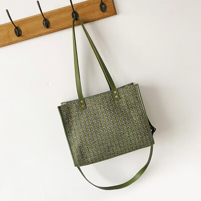 New large-bag womens bag in autumn&winter new style Korean-style wool single-shoulder bag foreign-gas hand-held messenger
New large-bag womens bag in autumn&winter new style Korean-style wool single-shoulder bag foreign-gas hand-held messenger