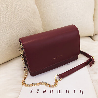 Ins super fire bag female 2019 new Korean fashion casual retro wild chain shoulder slung small square bag
Ins super fire bag female 2019 new Korean fashion casual retro wild chain shoulder slung small square bag