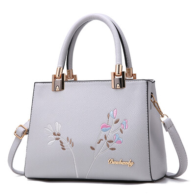 Womens handbags Korean version of spring&summer middle-aged womens bags Joker single shoulder diagonal bag fashion mother ba
Womens handbags Korean version of spring&summer middle-aged womens bags Joker single shoulder diagonal bag fashion mother ba