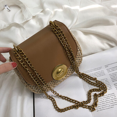 New French small bag female 2019 new Korean version of the wild single shoulder slung fashion chain woven saddle bag
New French small bag female 2019 new Korean version of the wild single shoulder slung fashion chain woven saddle bag