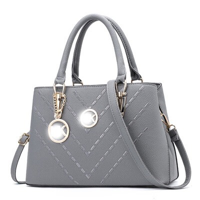 2019 summer new bag female European&American big bag PU leather fashion handbags Messenger shoulder bag
2019 summer new bag female European&American big bag PU leather fashion handbags Messenger shoulder bag