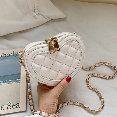 On the new small bag women 2019 new diamond embroidered line love bag fashion Joker foreign style slung shoulder bag
On the new small bag women 2019 new diamond embroidered line love bag fashion Joker foreign style slung shoulder bag