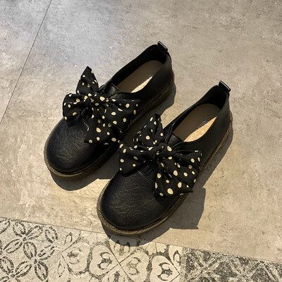 Bow-bottom single-layer shoes womens autumn retro England style small leather shoes college
Bow-bottom single-layer shoes womens autumn retro England style small leather shoes college