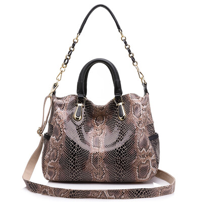 REALER brand women genuine leather tote bag female fashion serpentine prints leather handbags boston bag large shoulder bag
REALER brand women genuine leather tote bag female fashion serpentine prints leather handbags boston bag large shoulder bag