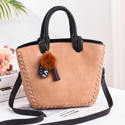 2019 European&American fashion summer new ladies big bag large capacity simple shoulder bag handbag
2019 European&American fashion summer new ladies big bag large capacity simple shoulder bag handbag