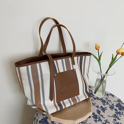Senior sense of foreign style womens bags retro canvas bags new 2019 large tote bag handbag shoulder bag
Senior sense of foreign style womens bags retro canvas bags new 2019 large tote bag handbag shoulder bag