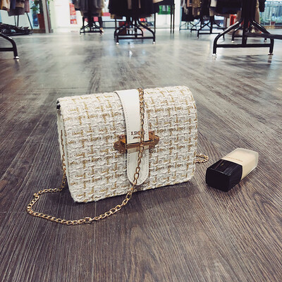 Autumn&winter small bag female 2018 new wave Korean version of the wild slung shoulders woolen fashion chain personality small square bag
Autumn&winter small bag female 2018 new wave Korean version of the wild slung shoulders woolen fashion chain personality small square bag