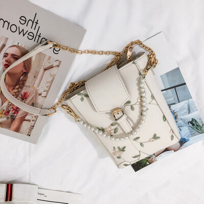 Tailored Women Pearl Leather Embroidery Flower Crossbody Bag Chain Messenger Beach Bag
Tailored Women Pearl Leather Embroidery Flower Crossbody Bag Chain Messenger Beach Bag