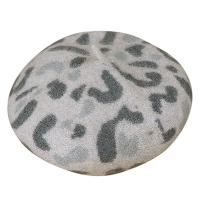 The new Korean version of the 2019 camouflage beret vintage pumpkin hat art wool tweed thickened warm 100 womens hat
The new Korean version of the 2019 camouflage beret vintage pumpkin hat art wool tweed thickened warm 100 womens hat