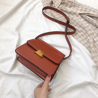 Qiao Bani 2019 new European&American style fashion simple chain hippie bag street shoot trend single shoulder diagonal female bag
Qiao Bani 2019 new European&American style fashion simple chain hippie bag street shoot trend single shoulder diagonal female bag