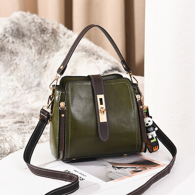 Korean fashion 2019 new bag female bucket bag tide handbag small square bag shoulder diagonal package
Korean fashion 2019 new bag female bucket bag tide handbag small square bag shoulder diagonal package