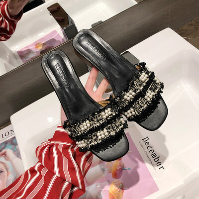 Slippers women wear summer Korean version of Joker Beaded word drag fashion low heel fairy sandals
Slippers women wear summer Korean version of Joker Beaded word drag fashion low heel fairy sandals