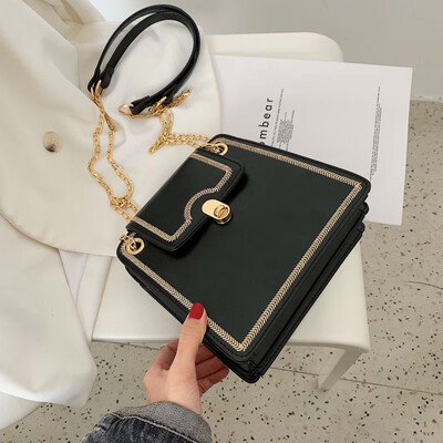Mori is a simple bag a new 2019chic single shoulder oblique satchel chic chain bag a womens bag a small bag of texture a smal
Mori is a simple bag a new 2019chic single shoulder oblique satchel chic chain bag a womens bag a small bag of texture a smal