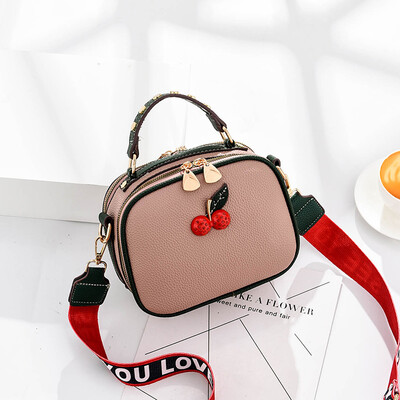 In summer the new broadband girl 2018 fashion Korean version of the girl fresh oblique shoulder fairy girl bag
In summer the new broadband girl 2018 fashion Korean version of the girl fresh oblique shoulder fairy girl bag