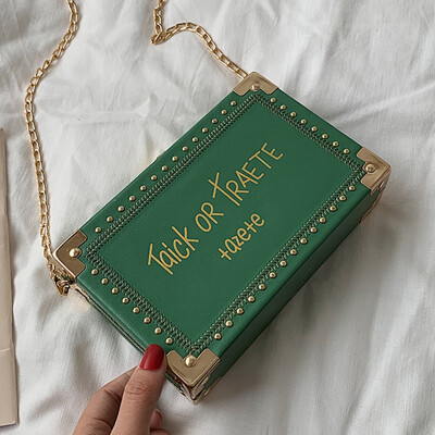 Women 2019 Spring&Summer New Korean version of fashion rivets texture collision color single shoulder slanted small square bag
Women 2019 Spring&Summer New Korean version of fashion rivets texture collision color single shoulder slanted small square bag