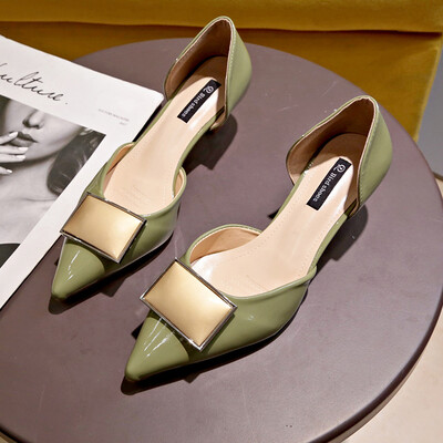 Net red high heels women 2019 spring new Korean version of fine with pointed square buckle fine with sexy temperament Joker shoes
Net red high heels women 2019 spring new Korean version of fine with pointed square buckle fine with sexy temperament Joker shoes