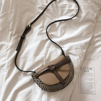 Spring&summer ins bag female 2019 trendy models Korean fashion casual houndstooth versatile shoulder slung saddle bag
Spring&summer ins bag female 2019 trendy models Korean fashion casual houndstooth versatile shoulder slung saddle bag