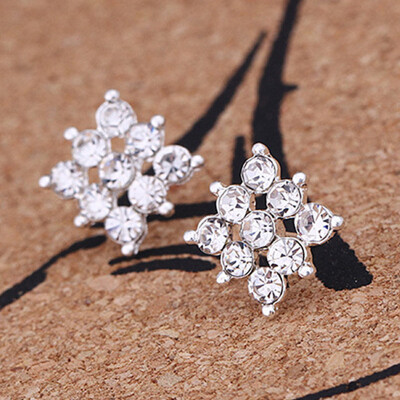 Hot Fashion Simulated Pearls Crystal Tiny Heart Leaf Star Triangle Flower Bowknot Cherry Stud Earrings For Women Cheap Jewelry
Hot Fashion Simulated Pearls Crystal Tiny Heart Leaf Star Triangle Flower Bowknot Cherry Stud Earrings For Women Cheap Jewelry