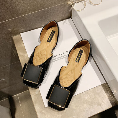Baotou Rough-heeled Sandals Women Xia Baitao Butterfly Knot Square Button Hollow Square Head Single Shoes
Baotou Rough-heeled Sandals Women Xia Baitao Butterfly Knot Square Button Hollow Square Head Single Shoes