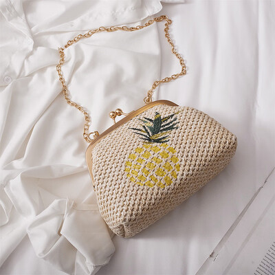 Qiao Bani 2019 new Korean fashion Harajuku wind embroidered line hit color straw bag clip mouth single shoulder diagonal handbag
Qiao Bani 2019 new Korean fashion Harajuku wind embroidered line hit color straw bag clip mouth single shoulder diagonal handbag