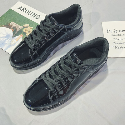 2019 New Leather Casual Shoes Men Vulcanized Shoes Glitter Sneakers Brand Luxury Bling Glossy Men Shoes Blue Silver Drive Shoes
2019 New Leather Casual Shoes Men Vulcanized Shoes Glitter Sneakers Brand Luxury Bling Glossy Men Shoes Blue Silver Drive Shoes