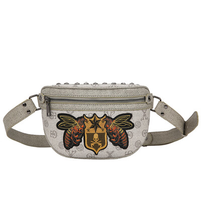 2019 European&American embroidery chest bag men&women Korean street chest bag rice white disco bag pockets
2019 European&American embroidery chest bag men&women Korean street chest bag rice white disco bag pockets