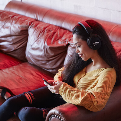 Kingston HyperX Cloud Mix Wired Gaming Headset Built-in Mix with Detachable Boom Mic Bluetooth Headphone for PC PS4 Xbox HX-HSCAM
Kingston HyperX Cloud Mix Wired Gaming Headset Built-in Mix with Detachable Boom Mic Bluetooth Headphone for PC PS4 Xbox HX-HSCAM