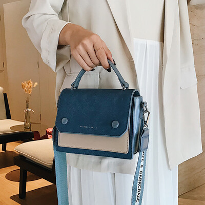 Ins super fire fashion one shoulder small bag female 2019 wild Korean version of the ocean simple broadband scrub portable Messenger
Ins super fire fashion one shoulder small bag female 2019 wild Korean version of the ocean simple broadband scrub portable Messenger