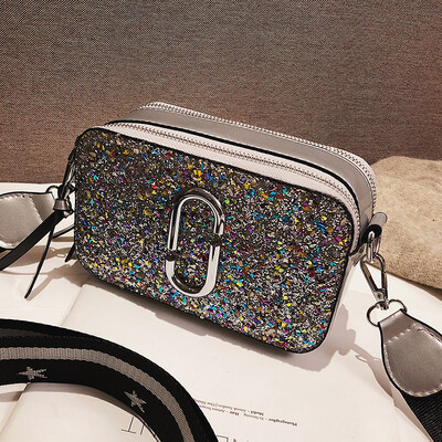 Ins more than bags female 2019 new wave fashion sequins casual wild wide shoulder strap shoulder slung small square bag
Ins more than bags female 2019 new wave fashion sequins casual wild wide shoulder strap shoulder slung small square bag